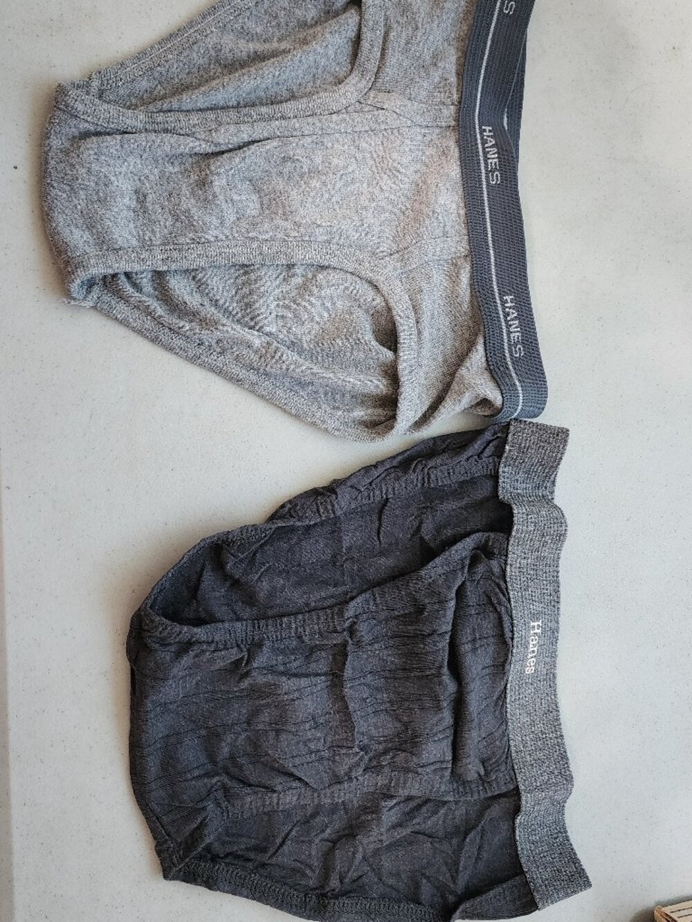 Hanes, Men's Size Small (28-30)  Briefs,